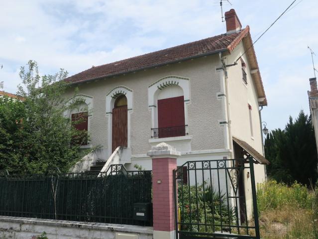 MAISON DE 1933