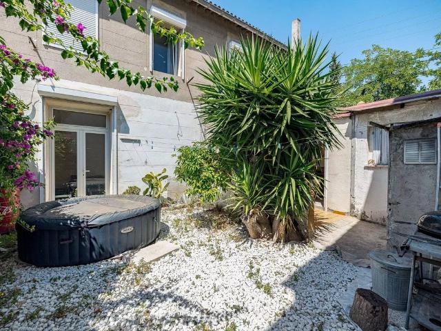 Maison de 2 chambres de luxe en vente à Marseille, France