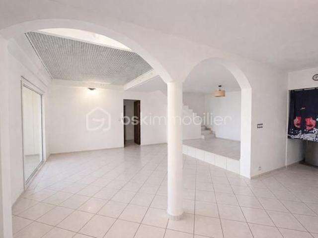 Maison de 200 m² à Saint Paul