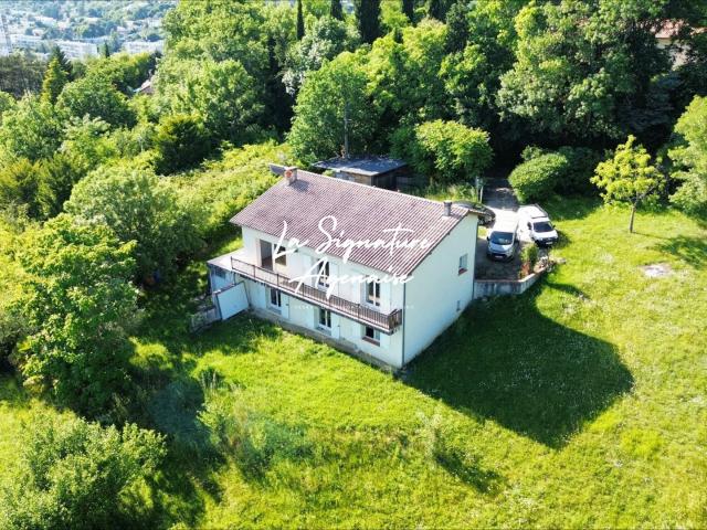 Maison de 200m² située au calme 150m² Bon Encontre