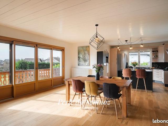 Maison de 203 m2 Terrain de 1090 m2 à Poisy