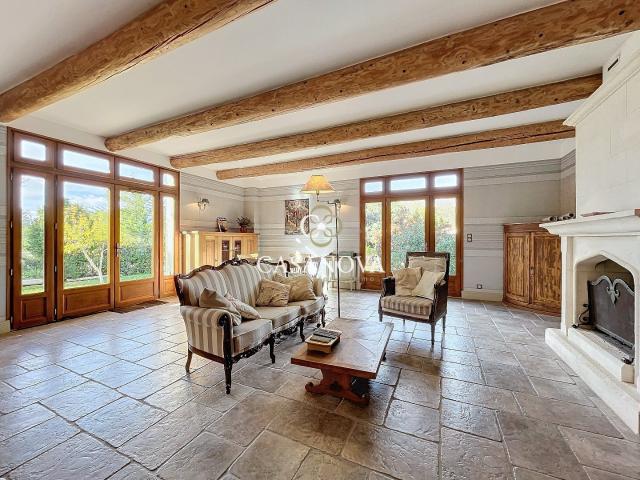 Maison de 230 m² sur joli jardin de 1700m² 230m² Clermont l'Hérault