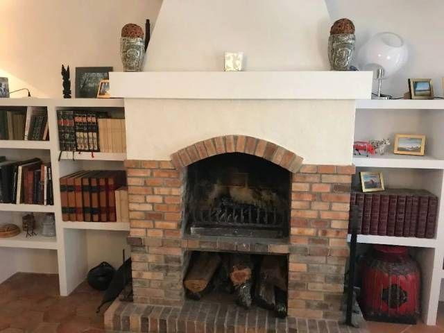 Maison de 250m² avec terrasse, jardin et parking