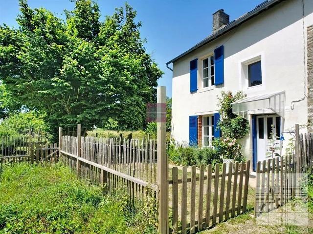 Maison de 2 chambres, 1 bureau, garage, jardin, le long du canal