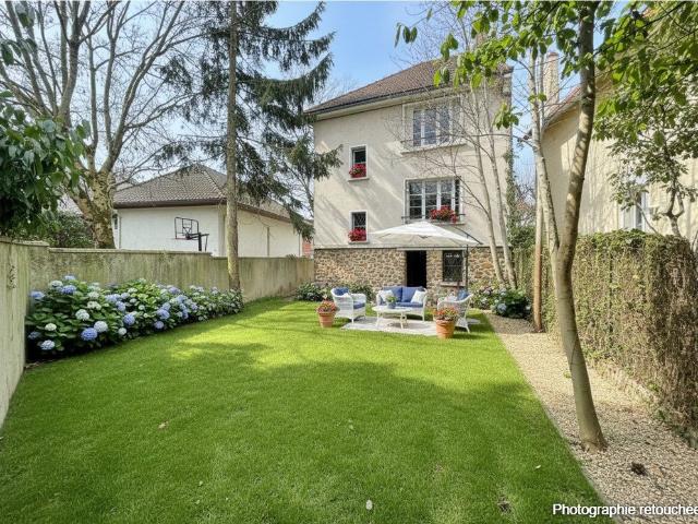 Maison de 2 chambres de luxe en vente à Fontenay sous Bois, Île de France