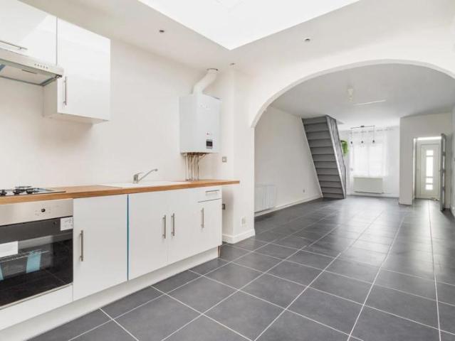 Maison 2 pièces 1 Chbre et 2 pièces en+de moins de 9 m² à Croix