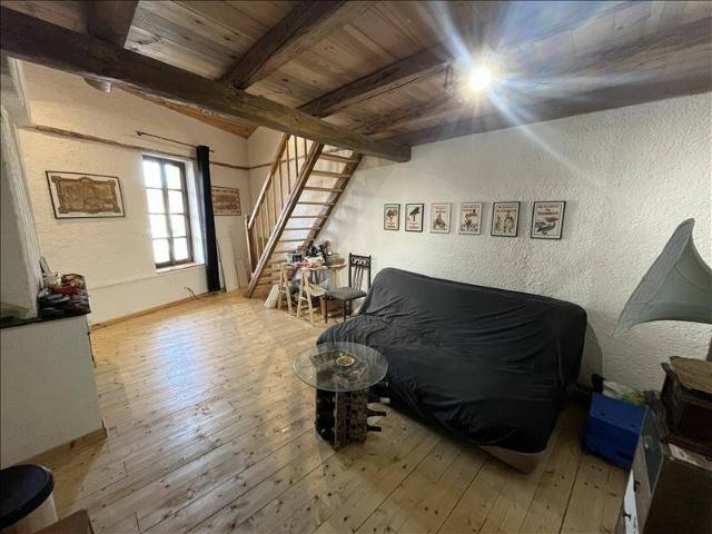 Maison de 2 pièces principales