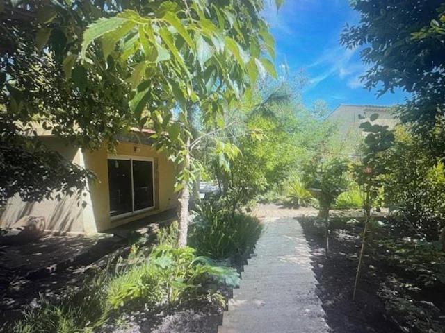 maison de 35m² et t3 de 60m² dans 650m² de verdure