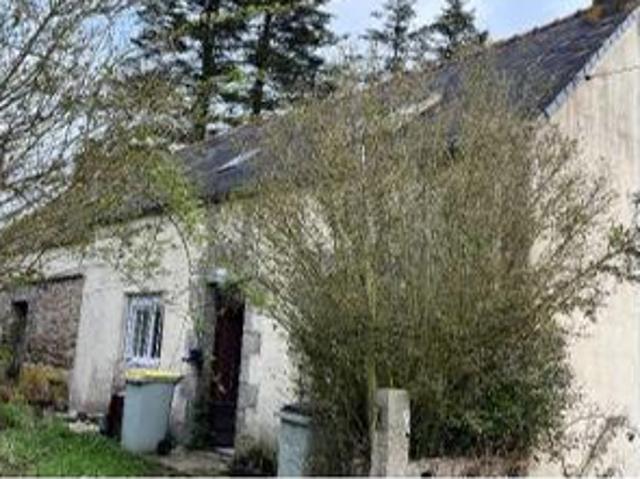 Maison de 39m2 avec 2 pièces à acheter à Plouisy