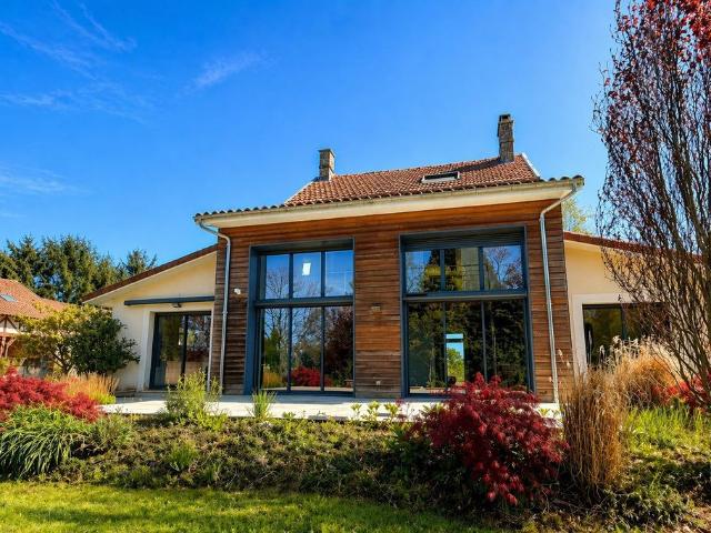 Maison de 7 chambres de luxe en vente à Limoges, Nouvelle Aquitaine