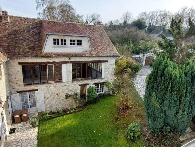 Maison de luxe de 7 chambres en vente à Thoiry, France