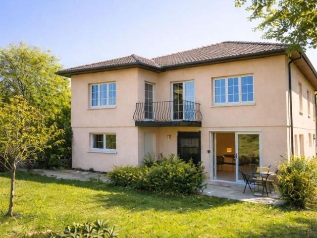 Maison de 7 chambres de luxe en vente à Riedisheim, France
