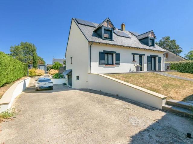 Maison de 7 pièces de 168 m² à Meslay