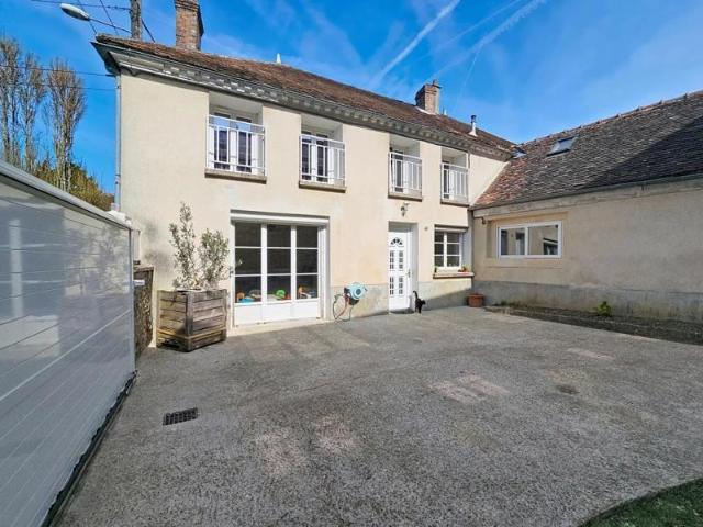 Belle maison de 7 pièces à Savins, 200 m²