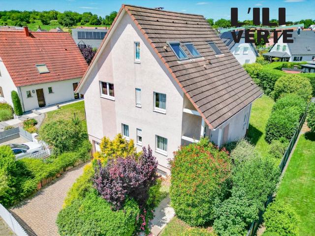 Maison de 7 pièces de luxe en vente à Mundolsheim, France