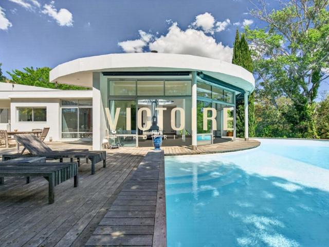 Maison de 7 pièces de luxe en vente à Marseille, Provence Alpes Côte d'Azur