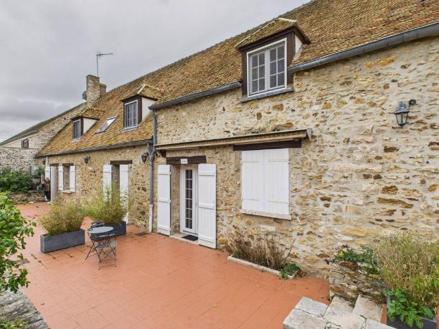 Maison de 7 pièces de luxe en vente à Moisenay, Île de France