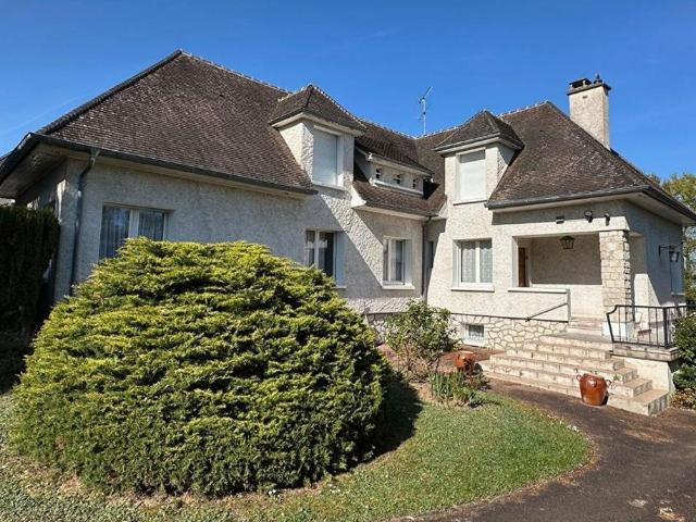 Maison de 7 pièces de luxe en vente à Montargis, Centre