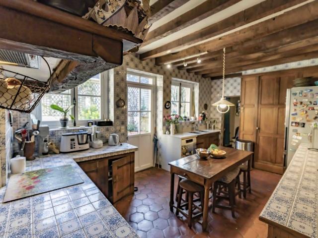 Maison de 7 pièces de luxe en vente à Montfort l'Amaury, Île de France