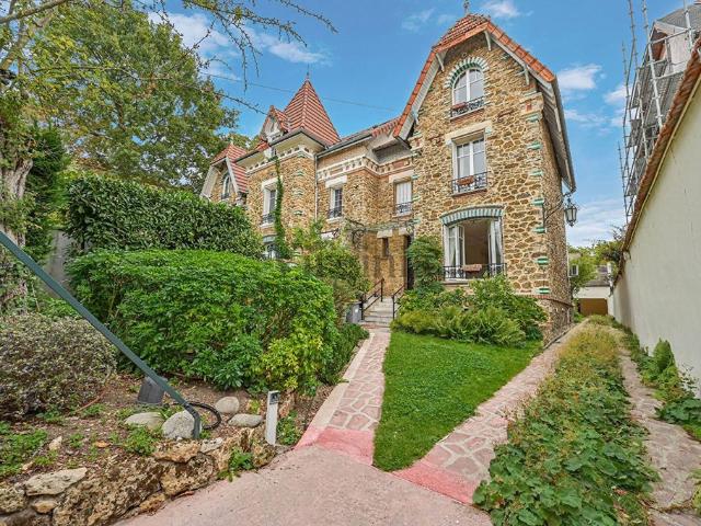 Maison de 7 pièces de luxe en vente à Nogent sur Marne, Île de France