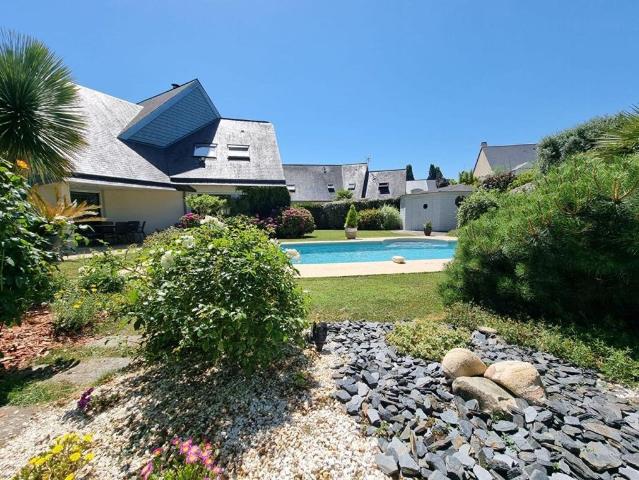 Maison de 7 pièces de luxe en vente à Avrillé, Pays de la Loire