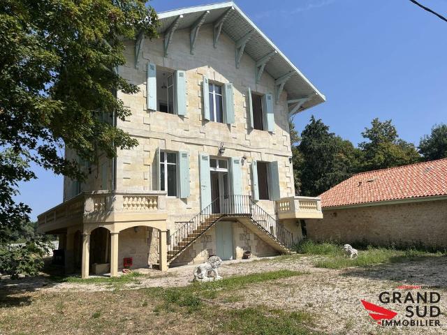 Maison de 7 pièces de luxe en vente à Beautiran, Nouvelle Aquitaine