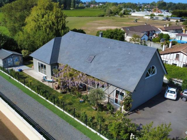 Maison de 7 pièces de luxe en vente à Cabourg, Normandie