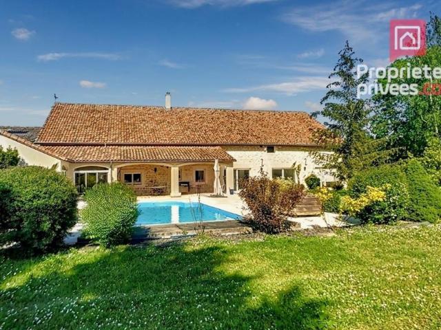 Maison de 7 pièces de luxe en vente à Commercy, Grand Est