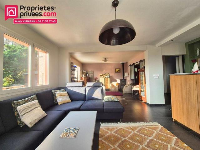 Maison de 7 pièces de luxe en vente à Crozet, France