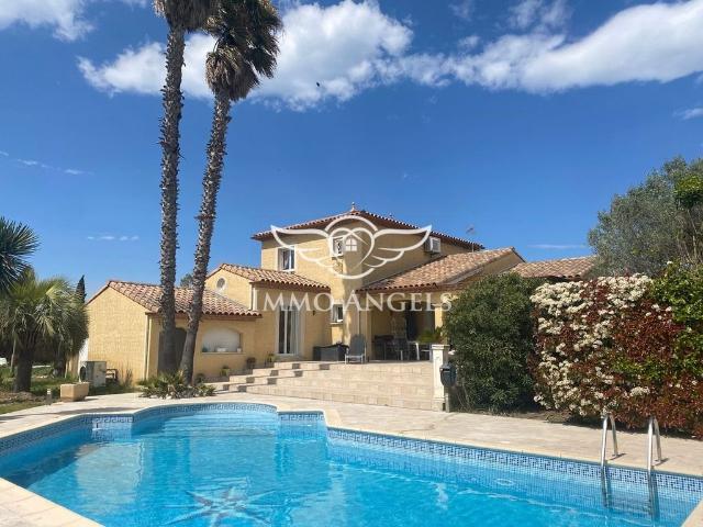 Maison de 7 pièces de luxe en vente à Fabrègues, Occitanie