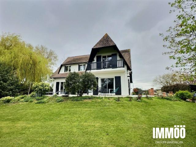 Maison de 7 pièces de luxe en vente à Fresquiennes, France