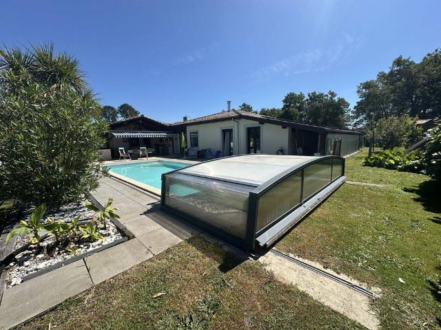 Maison de 7 pièces de luxe en vente à Gastes, Nouvelle Aquitaine