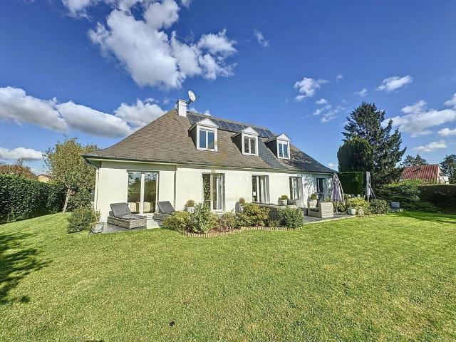 Maison de 7 pièces de luxe en vente à Hem, Hauts de France