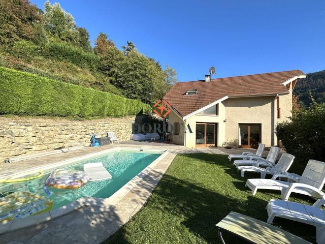 Maison de 7 pièces de luxe en vente à Laval en Belledonne, Auvergne Rhône Alpes