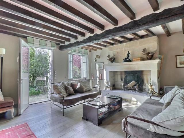 Maison de 7 pièces de luxe en vente à Pierrefonds, Hauts de France