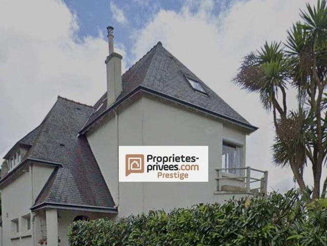 Maison de 7 pièces de luxe en vente à Quimper, France