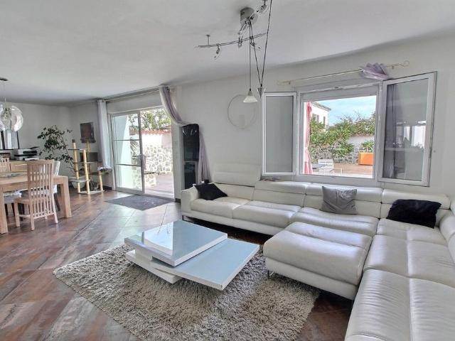 Maison de 7 pièces de luxe en vente à Saint Sulpice de Royan, France