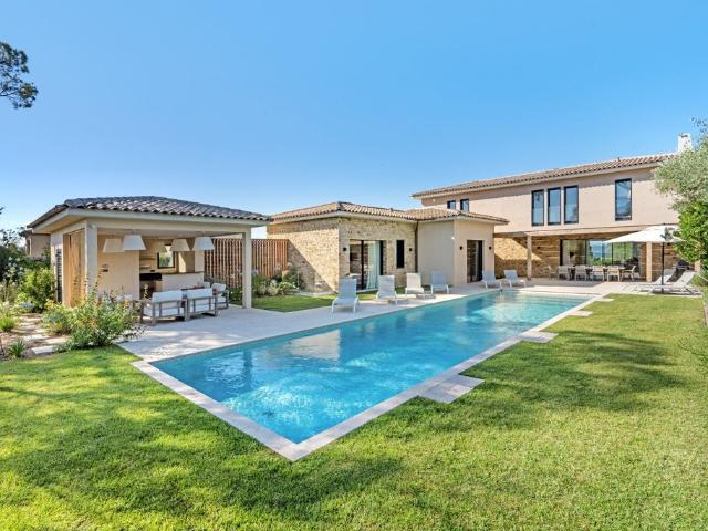 Maison de 7 pièces de luxe en vente à Saint Tropez, France