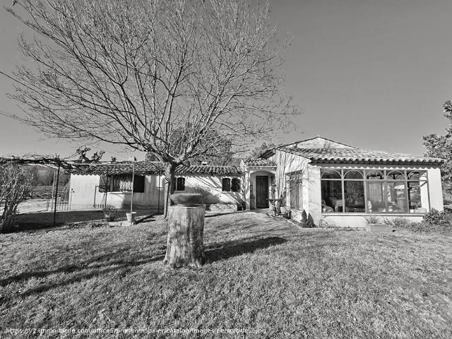 Maison de 5 pièces de luxe en vente à Salernes, Provence Alpes Côte d'Azur