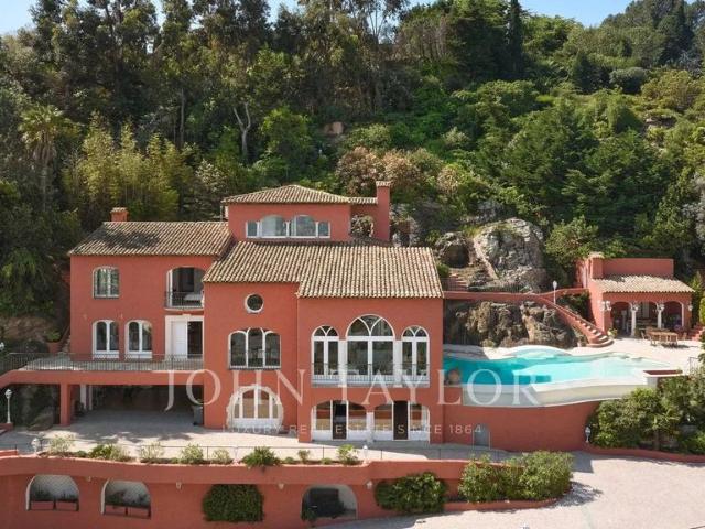 Maison de 7 pièces de luxe en vente à Théoule sur Mer, France