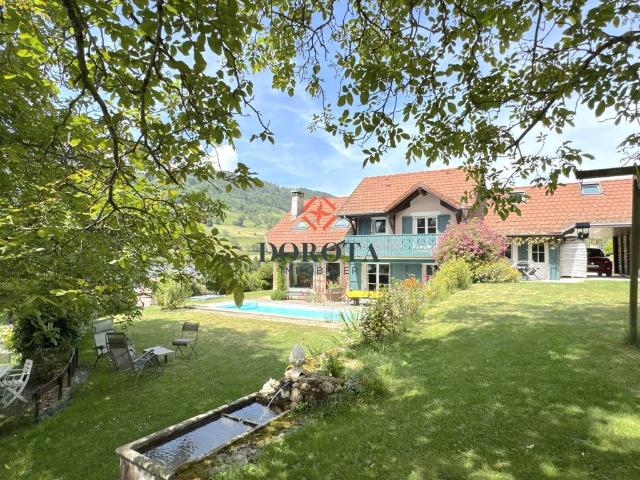 Maison de 7 pièces de luxe en vente à Theys, Auvergne Rhône Alpes