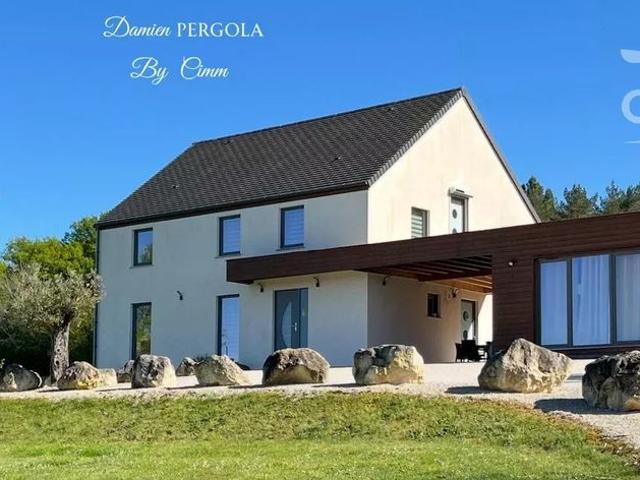 Maison de 7 pièces de luxe en vente à Valojoulx, France