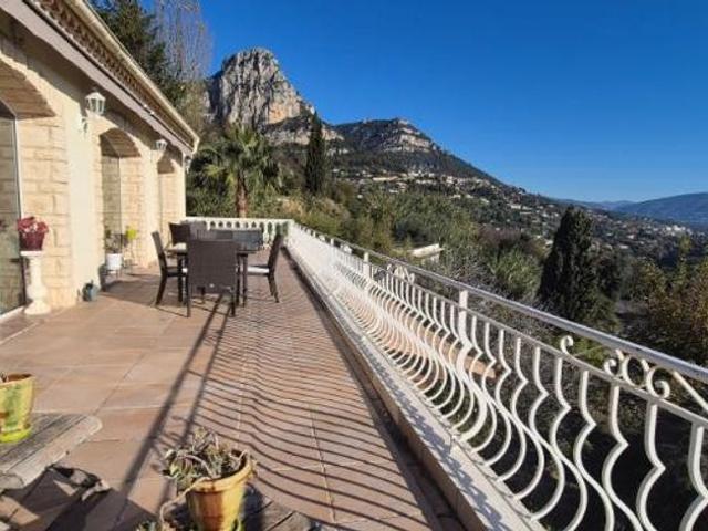 Maison de 7 pièces de luxe en vente à Vence, France