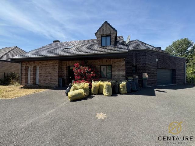 Maison de 7 pièces de luxe en location à Marcq en Barœul, France
