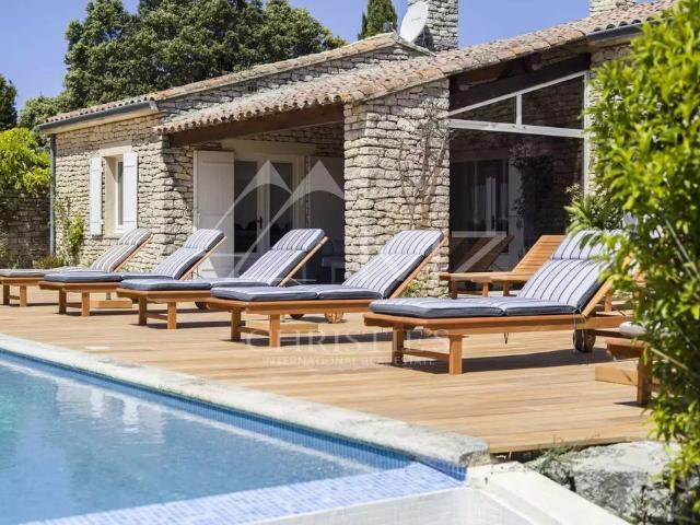 Maison de 7 pièces de luxe en location à Bonnieux, France