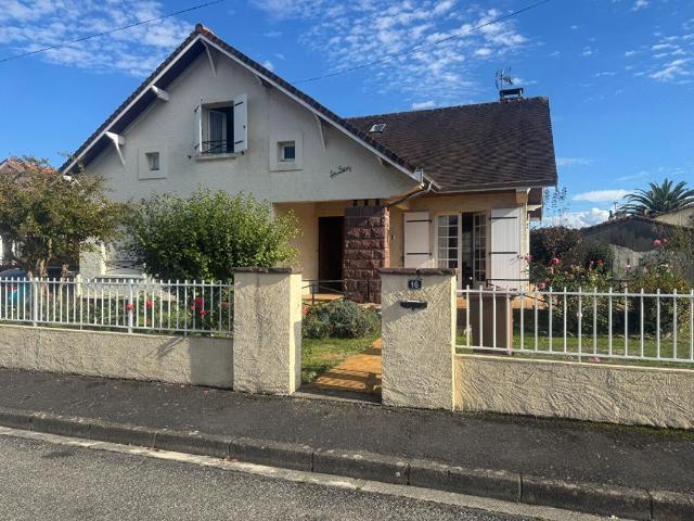Maison de 7 pièces et garage Pau nord