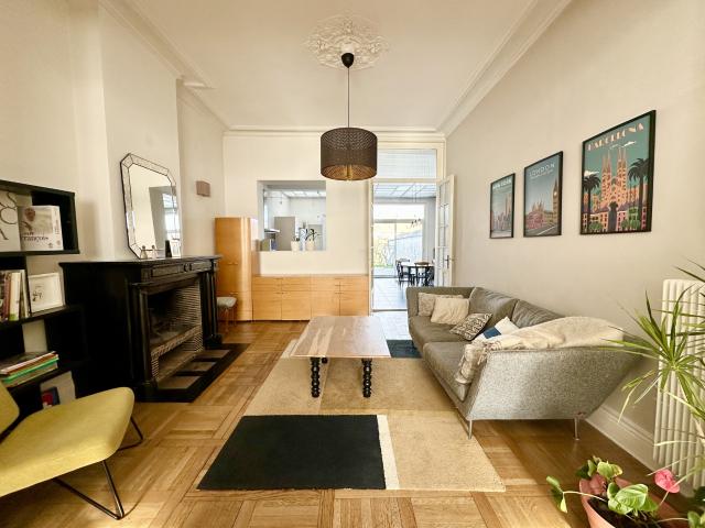 maison de 7 piéces située sur valenciennes 59300