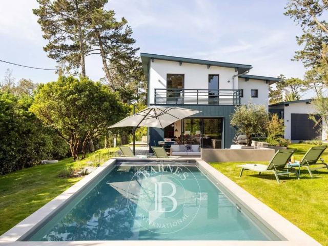 Maison de 5 pièces de luxe en location à Anglet, Nouvelle Aquitaine