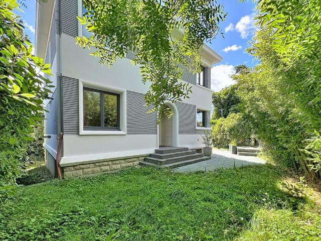 Maison de 4 chambres de luxe en location à Garches, Île de France