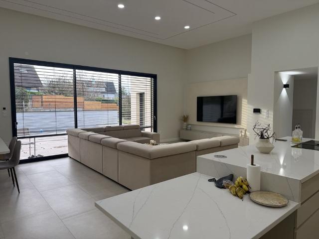 Maison de 4 chambres de luxe en vente à Besançon, Bourgogne Franche Comté